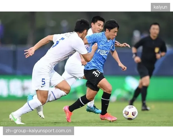 三镇五胜九平九负：从“平凡”到“传奇”的坚持与超越